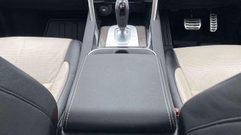 Land Rover Discovery Sport R-Dynamic SE