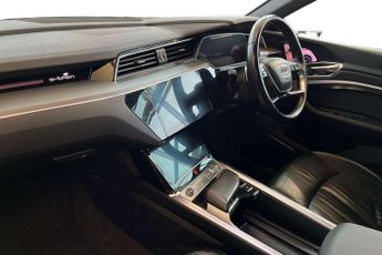 Audi E-Tron 