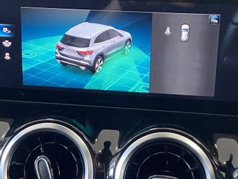 Mercedes-Benz GLA AMG Line