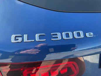 Mercedes-Benz GLC AMG Line