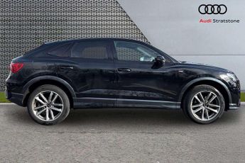 Audi Q3 Black Edition