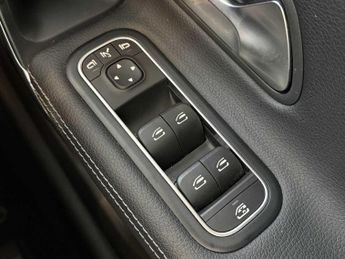 Mercedes-Benz Cla AMG Line