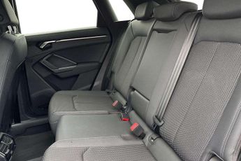 Audi Q3 Black Edition