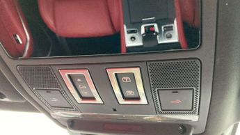 Jaguar F-PACE R-Dynamic SE Black