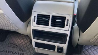 Jaguar F-PACE R-Dynamic HSE Black