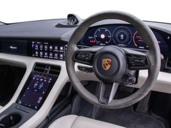 Porsche Taycan 