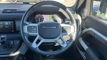 Land Rover Defender X-Dynamic SE