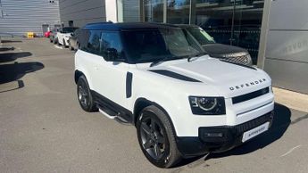 Land Rover Defender X-Dynamic SE