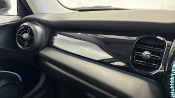 MINI Hatchback Cooper Classic