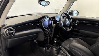 MINI Hatchback Cooper Classic