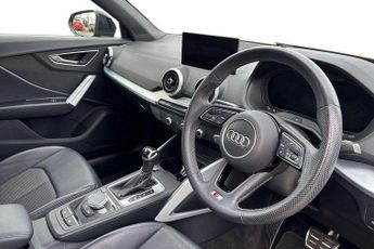 Audi Q2 S Line