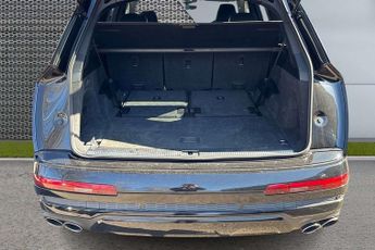 Audi Q7 SQ7 Black Edition