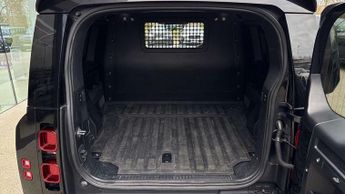 Land Rover Defender 90 Diesel HSE