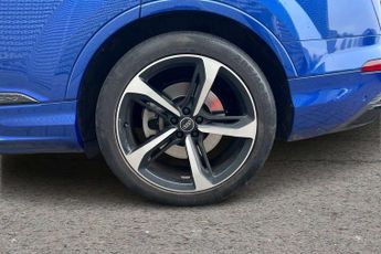 Audi Q7 Black Edition