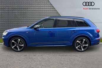 Audi Q7 Black Edition
