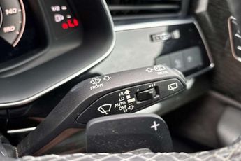 Audi Q7 SQ7 Black Edition