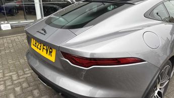 Jaguar F-TYPE R-Dynamic