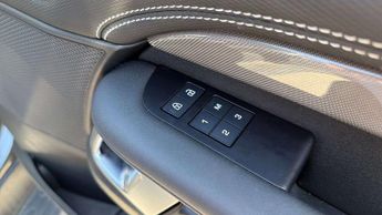 Land Rover Discovery Metropolitan Edition