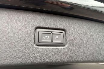 Audi Q7 Black Edition