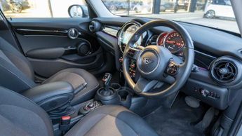 MINI Hatchback Cooper Classic