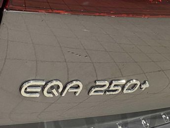 Mercedes-Benz EQA Urban Edition