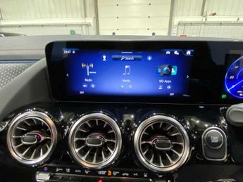 Mercedes-Benz EQA Urban Edition