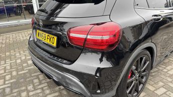 Mercedes-Benz GLA AMG