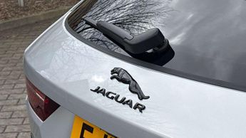 Jaguar F-PACE Sport