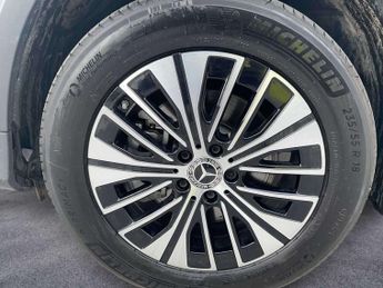 Mercedes-Benz EQB Sport Executive