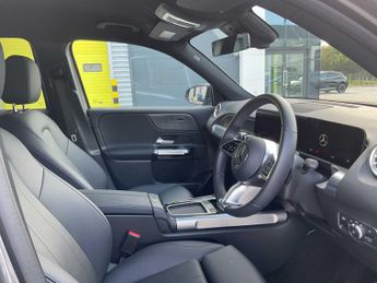 Mercedes-Benz EQB Sport Executive