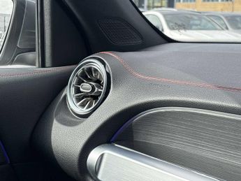 Mercedes-Benz EQB AMG Line Premium