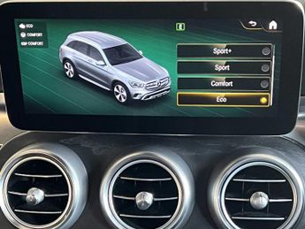 Mercedes-Benz GLC AMG Line