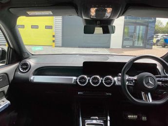Mercedes-Benz EQB Urban Edition