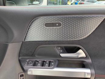 Mercedes-Benz EQB Urban Edition