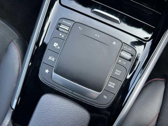 Mercedes-Benz EQA AMG Line