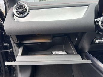 Mercedes-Benz EQA AMG Line