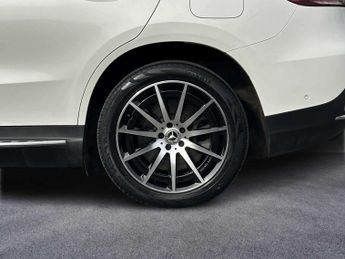 Mercedes-Benz EQC AMG Line