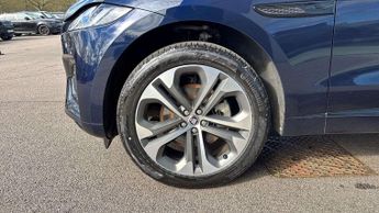 Jaguar F-PACE R-Dynamic HSE Black 90th Anniversary Edition