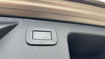 Land Rover Discovery Sport R-Dynamic HSE