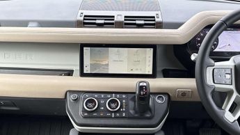 Land Rover Defender SE