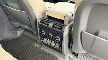 Land Rover Defender SE