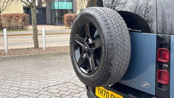 Land Rover Defender SE