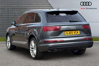 Audi Q7 S Line
