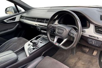 Audi Q7 S Line