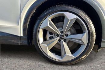 Audi Q4 Black Edition