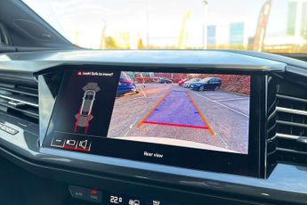 Audi Q4 Black Edition