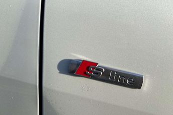 Audi Q4 Black Edition