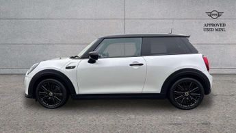 MINI Hatchback Cooper S Level 2