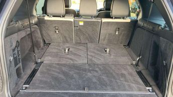 Land Rover Discovery R-Dynamic HSE