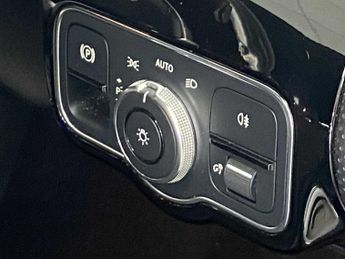 Mercedes-Benz Cla AMG Line